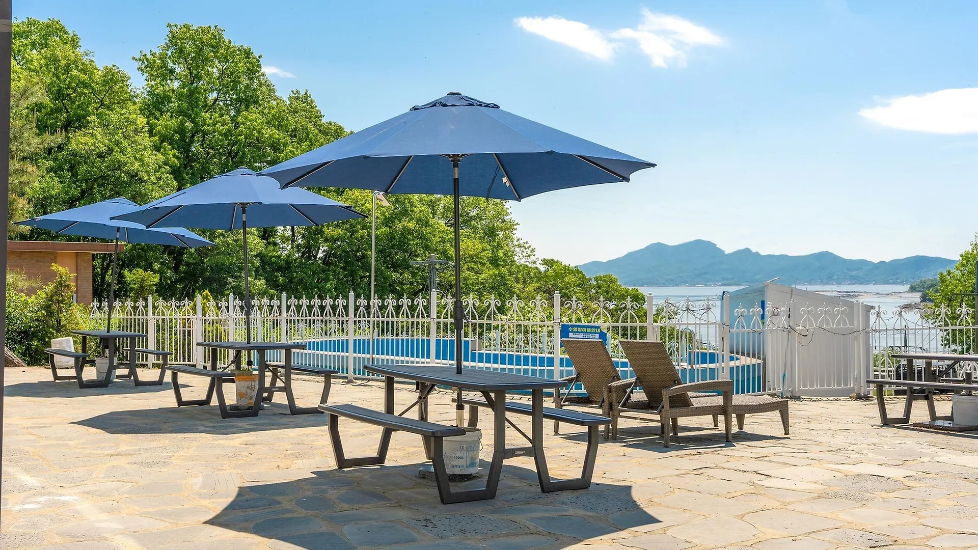 Holiday home Ganghwa Giverny Spa Pension Incheon