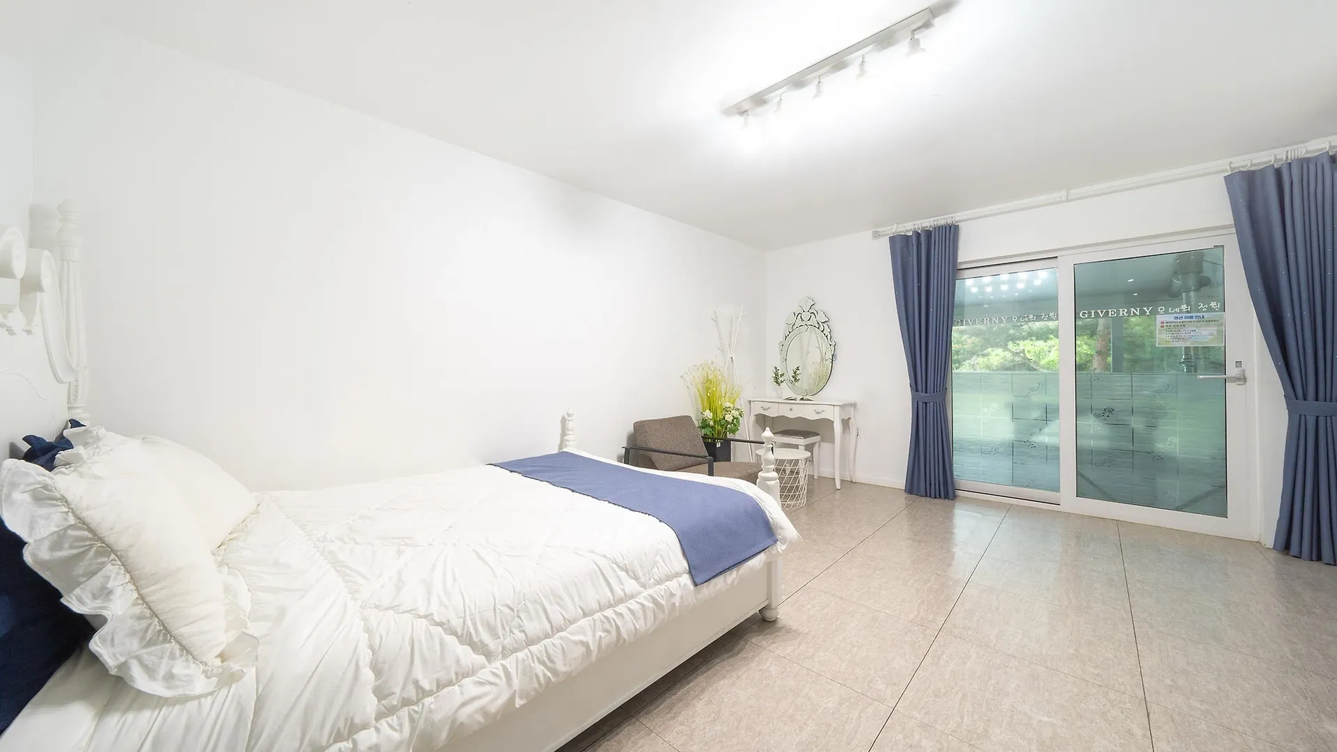 Holiday home Ganghwa Giverny Spa Pension Incheon South Korea