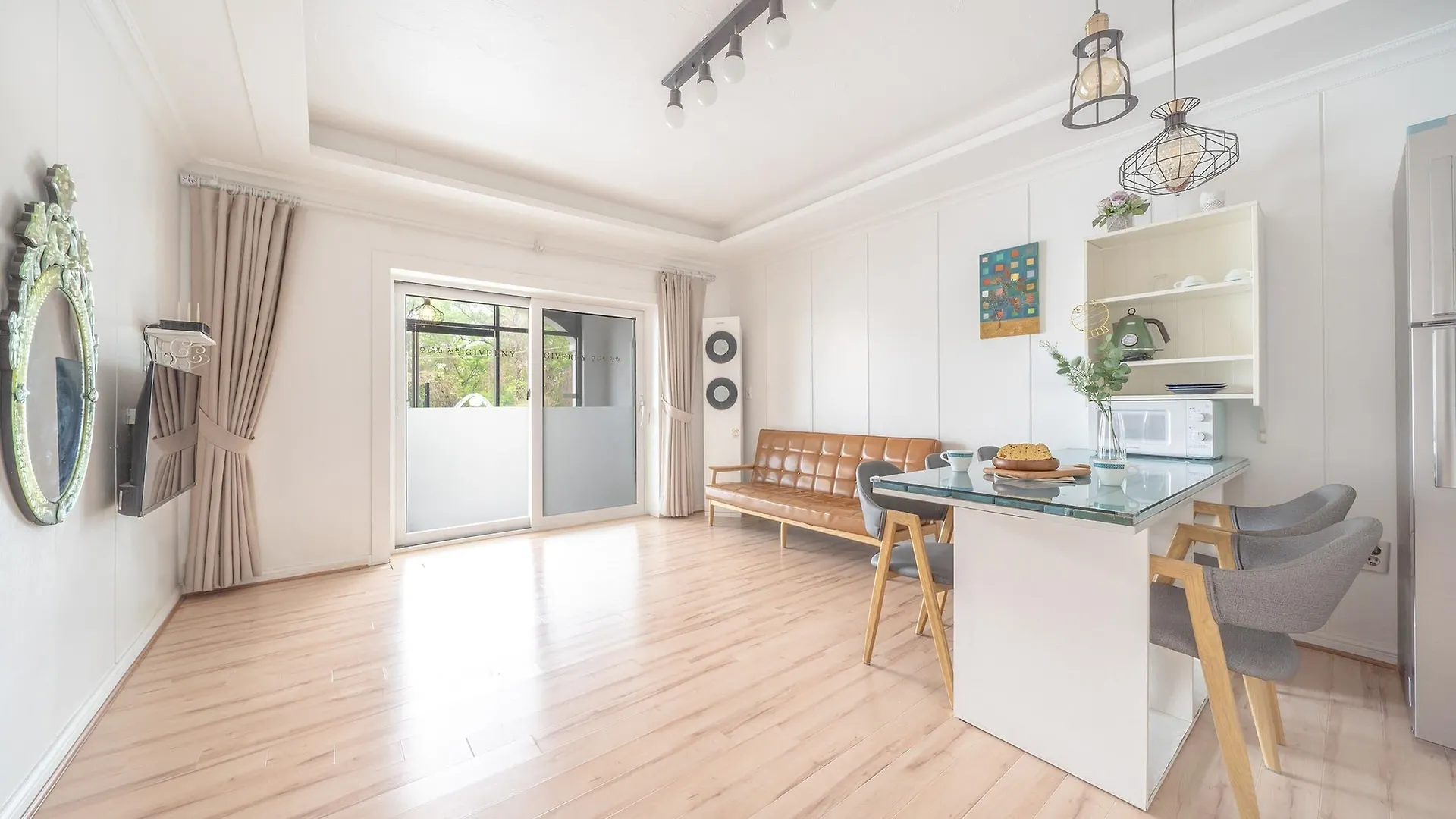 Holiday home Ganghwa Giverny Spa Pension Incheon