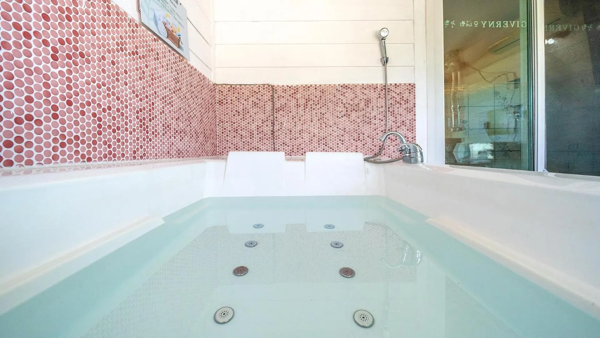Holiday home Ganghwa Giverny Spa Pension Incheon
