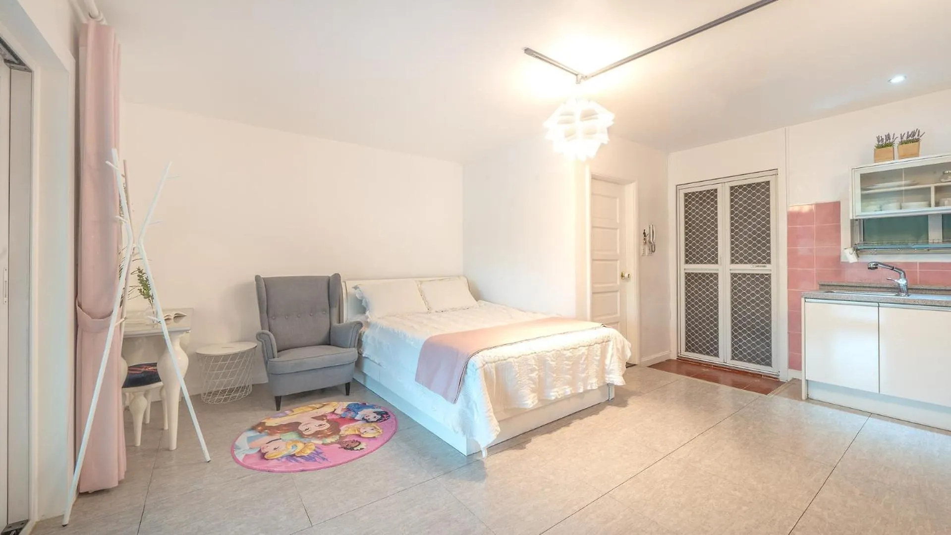Holiday home Ganghwa Giverny Spa Pension Incheon South Korea