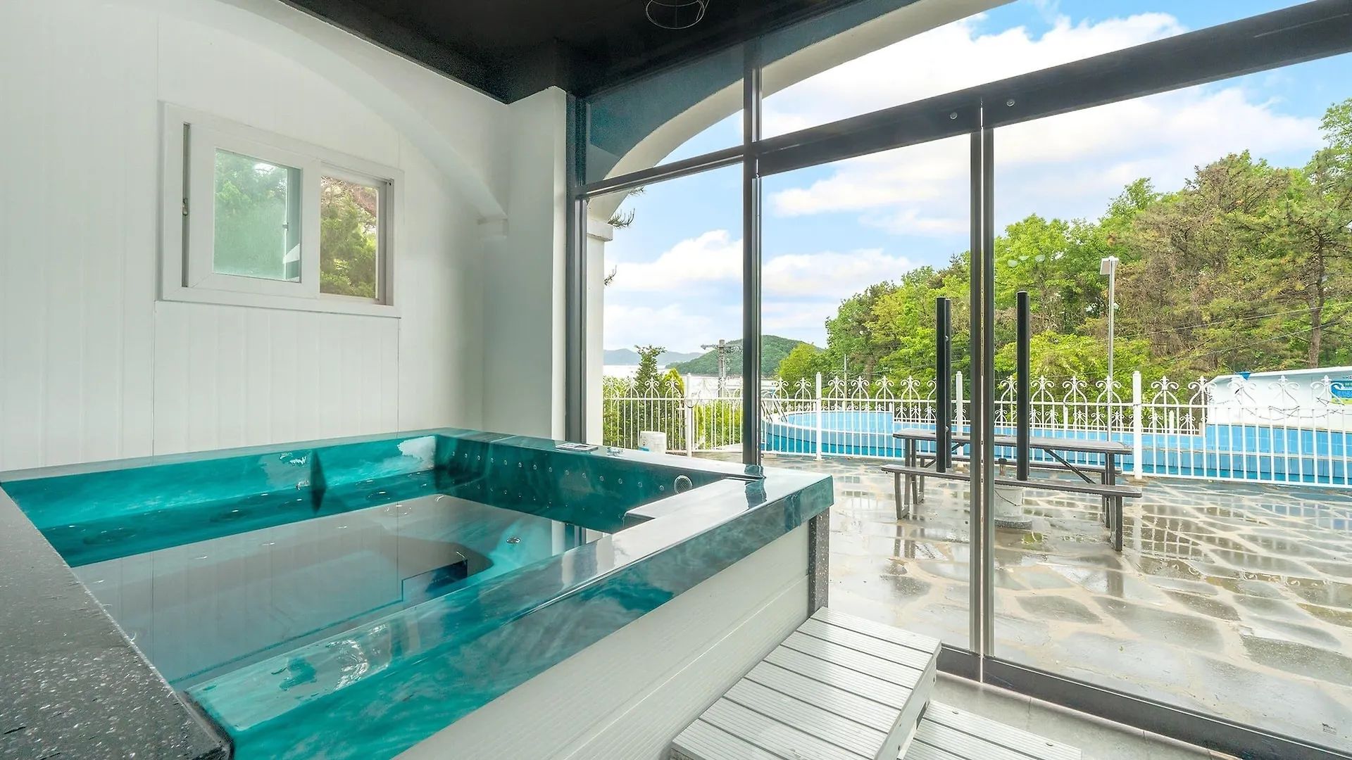 Ganghwa Giverny Spa Pension インチョン広域市 0*,  韓国